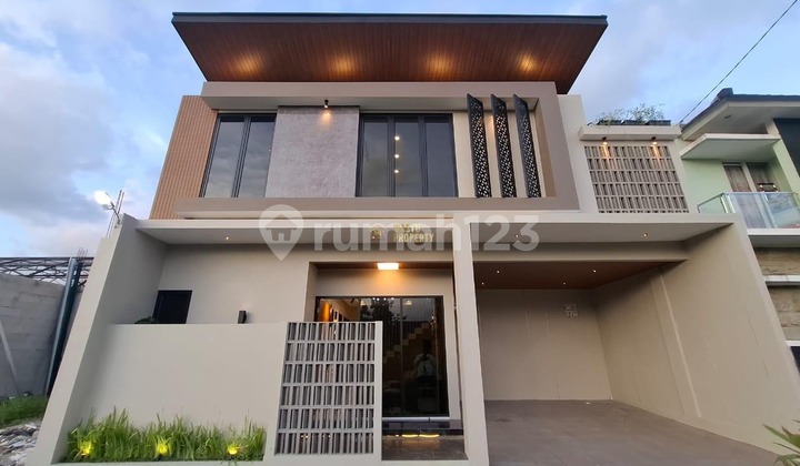 Rumah Siap Huni, 2 Lantai Full Furnished di Banguntapan