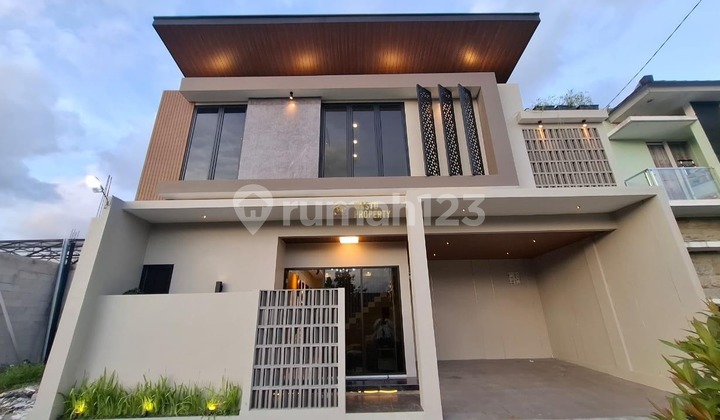 Luxury House Ready to Occupied Near Hardjolukito Hospital Luxury House Ready to Occupied Near Hardjolukito Hospital