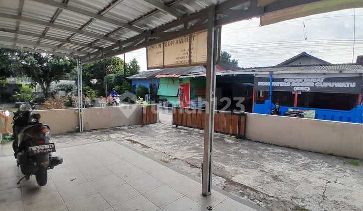 KOST MURAH 23 KAMAR AKSES MUDAH DEKAT KAMPUS UKRIM