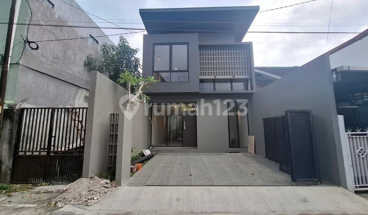 Rumah Siap Huni, Full Furnished, 4 Km ke Kampus Ugm Jogja