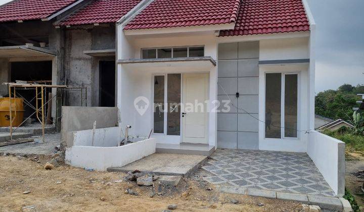 Rumah Modern Dengan Fasilitas Perumahan Lengkap Di Seyegan Sleman 1