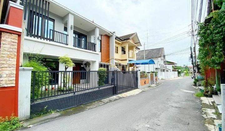 Rumah 2 Lantai Full Furnished Dekat Pakuwon Mall Jogja 1