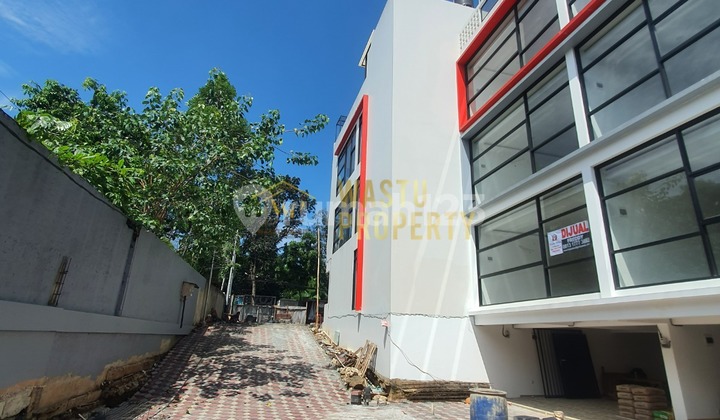 Premium 3-Story Shophouse in Kebagusan, Jagakarsa 2