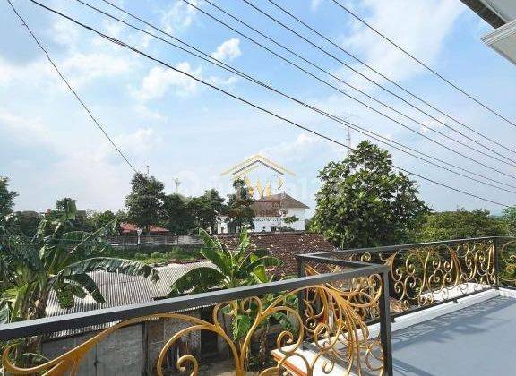 Rumah 2 Lantai Dijual, Klasik Modern Di Banguntapan Yogyakarta 2