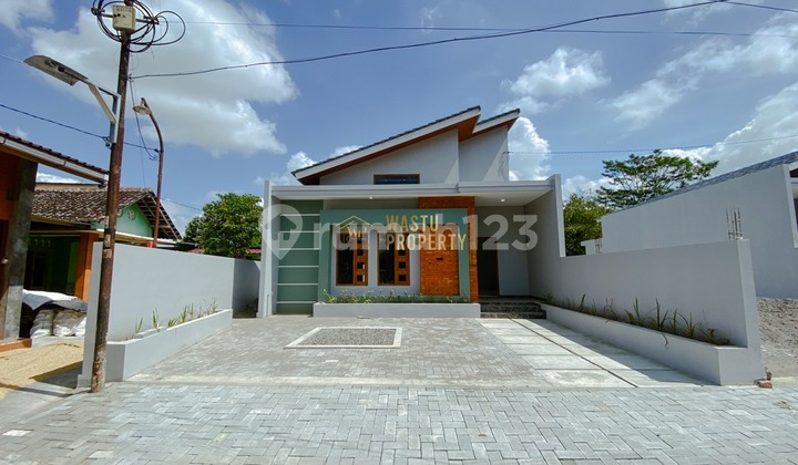 Rumah Murah, Siap Huni Dekat Jalan Jogja Solo Rumah Murah, Siap Huni Dekat Jalan Jogja Solo