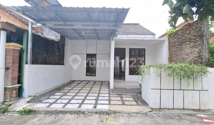 AFFORDABLE READY-TO-OCCUPY HOUSE NEAR PRAMBANAN MARKET, SLEMAN AFFORDABLE READY-TO-OCCUPY HOUSE NEAR PRAMBANAN MARKET, SLEMAN