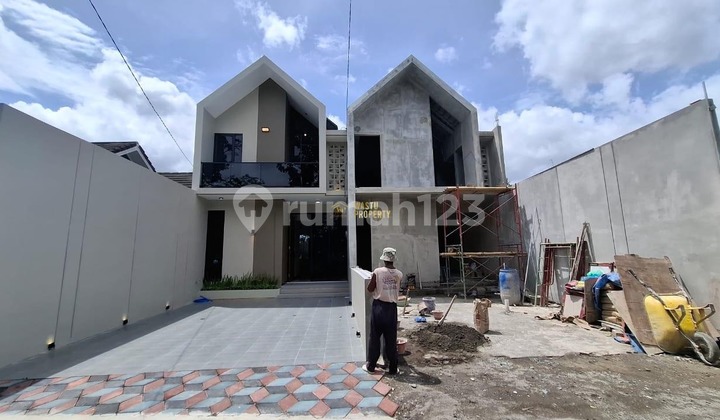 Rumah Siap Huni, Full Furnished, 6 Menit ke Pasar Gentan Rumah Siap Huni, Full Furnished, 6 Menit ke Pasar Gentan