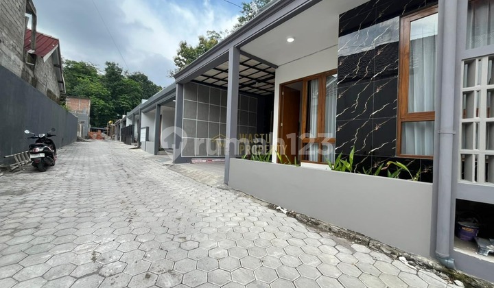Latest Ready-to-Occupy House Near UII Kaliurang Campus 2