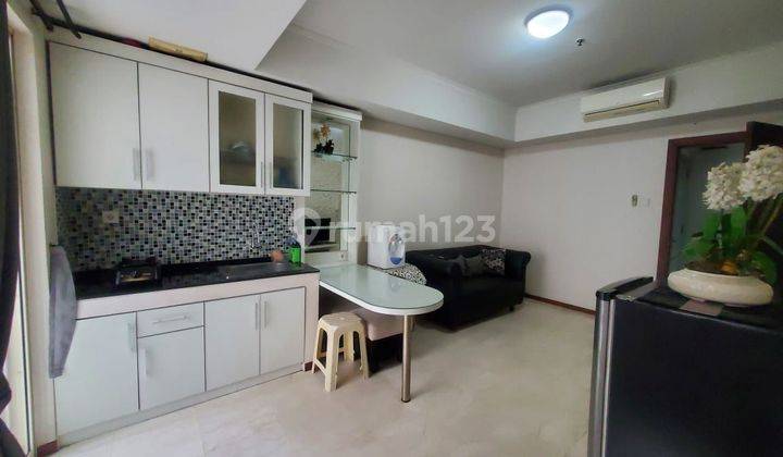 Disewakan Unit Apartemen Royal Mediterania Garden Strategis 1