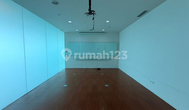 Disewakan Office Space Apl Tower Unfurnished Central Park Jakarta Barat 2