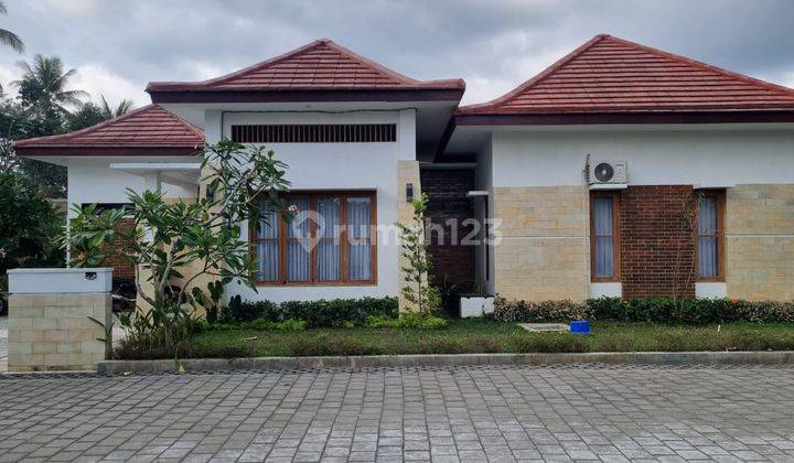 Villa Cantik Bisa Kpr Carport Luas Dekat Plataran Heritage Borobudur 1