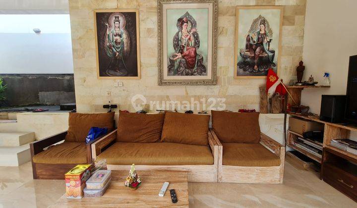 Beautiful Spacious Villa in Comfortable Area Near Tabanan City Center 2