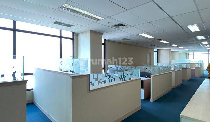 Sewa Kantor 241 M2 Furnish di Menara Anugrah Mega Kuningan, Termurah 1