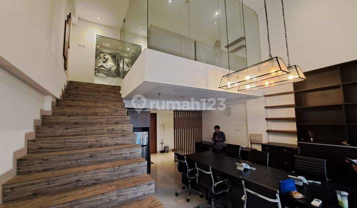 Sewa Kantor 97 M2 di Soho Pancoran, Full Furnish, Hrg Terjangkau 1