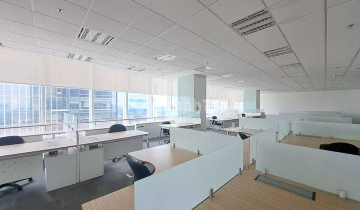 Sewa Kantor Exclusive 282 M2 di Talavara Office Park Simatupang, Nego 1