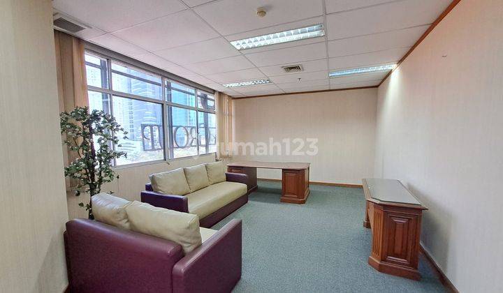 Sewa Kantor Furnish 145 M2 di Menara Duta Kuningan, Hrg Tjangkau 2