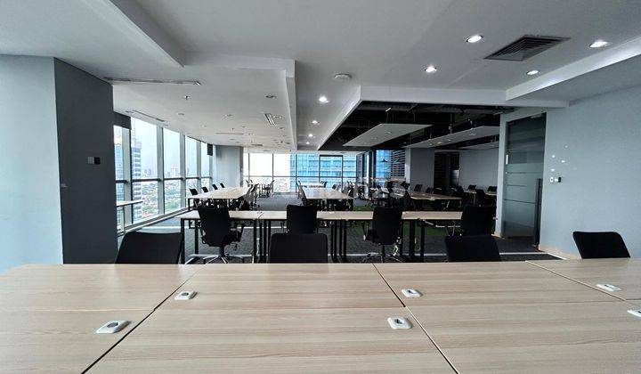 Sewa Kantor 1 Lantai Full 1300 M2 Full Furnish di Uob Plaza Thamrin 1