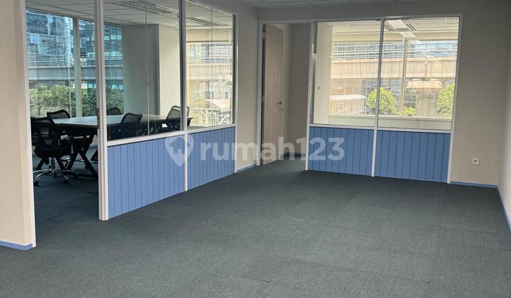 Semi-Furnished Office Rental 165 m2 at Plaza 89 Rasuna Said Kuningan