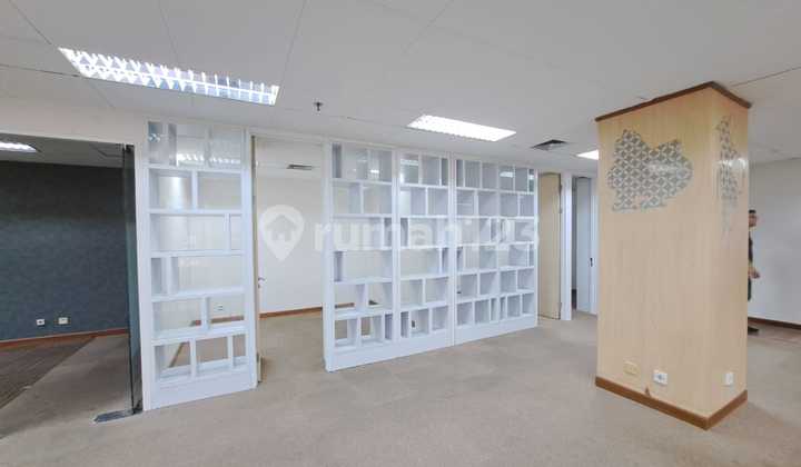 Office for Rent 270 m2 at Palma One Kuningan, Partitioned Ready to Occupancy