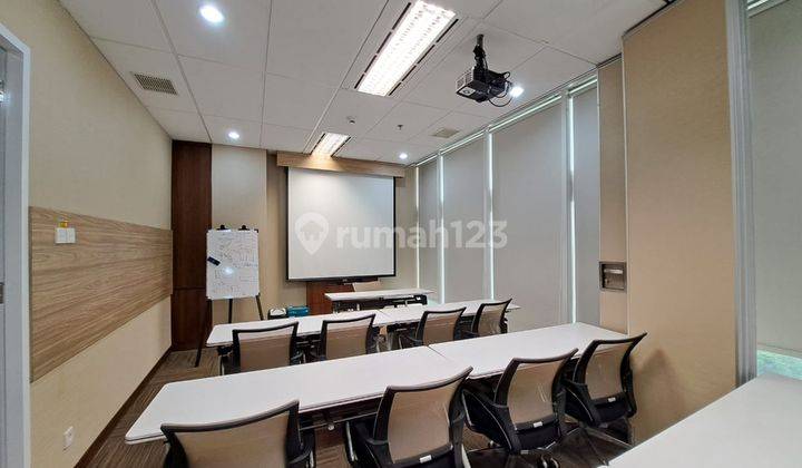 Sewa Kantor Siap Huni Furnish160 M2 di 18 Office Park Tb Simatupang 2