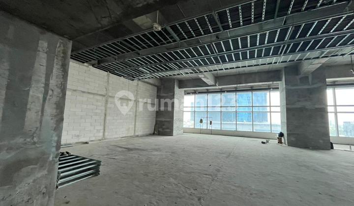 Office Space for Rent Bare Condition 733 m2 in Autograph Tower Thamrin Nine Office Space for Rent Bare Condition 733 m2 in Autograph Tower Thamrin Nine
