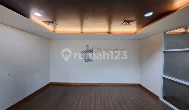 Office for Rent 270 m2 at Palma One Kuningan, Partitioned Ready to Occupancy