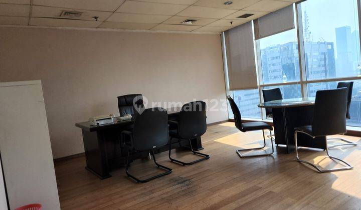 Sewa Kantor Siap Huni 280 M2 di Menara Imperium Kuningan, Hrg Nego 1