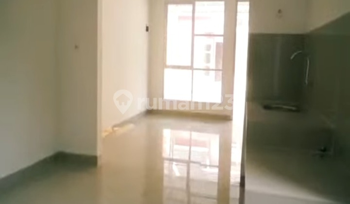 House in Aryana Karawaci Tangerang Well-Maintained and Move-In Ready 2