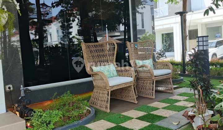 Fully Furnished Luxury Tropical House in Gading Serpong 2