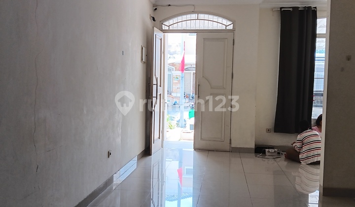 Ready-to-Live House Near Hospital, Toll Road and Good Supermarket