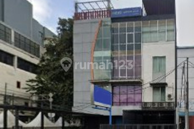 Ruko sewa senen, 4 lantai 4.5 x 12 m, dekat Taman suropati Jakarta pusat