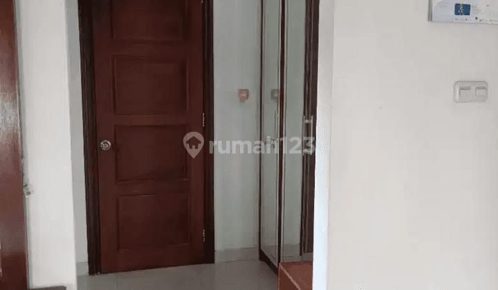 Rumah 2 Lantai Dekat Soho Pancoran Jakarta Selatan 2