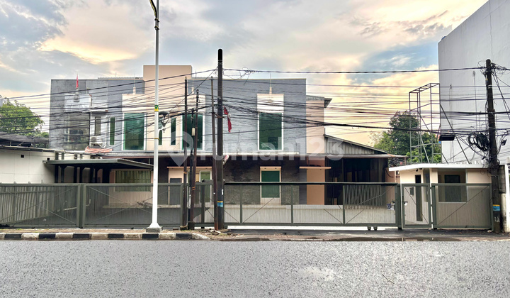 Ruko for Rent at Pasar Minggu, 771 M2 for Office and Culinary, South Jakarta