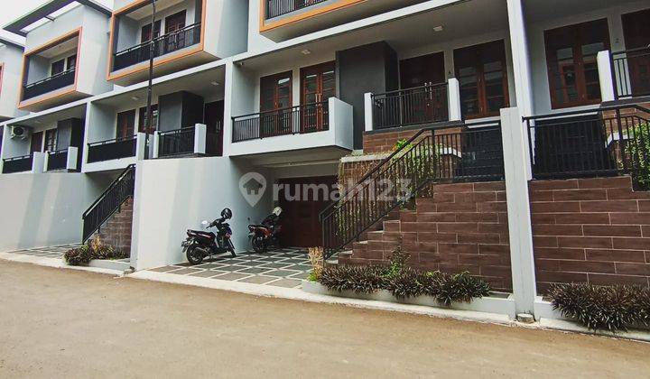 Dijual Rumah Baru di Batu Ampar, Condet Jakarta Timur 1