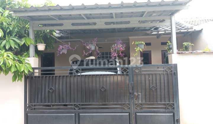 FOR SALE House in Wahana Complex, Jatiasih, Bekasi FOR SALE House in Wahana Complex, Jatiasih, Bekasi