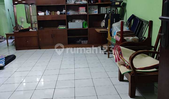Dijual Cepat Rumah Cocok Buat Kost di Sawah Besar Jakarta Pusat