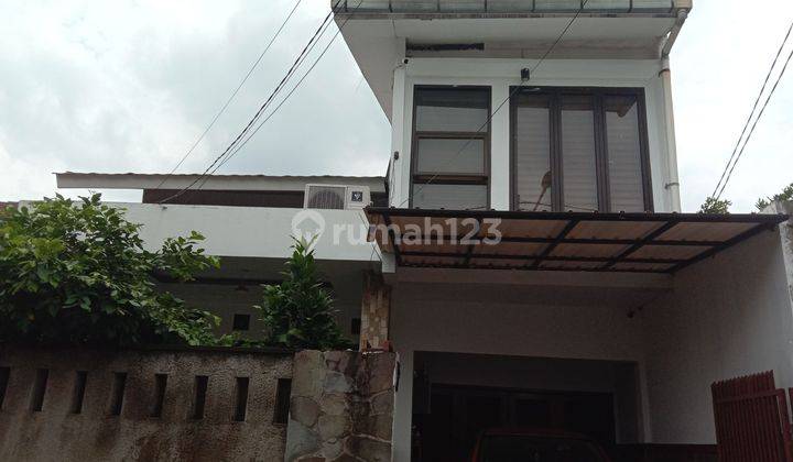 Dijual Rumah Lokasi Strategis di Lenteng Agung JakSel 1