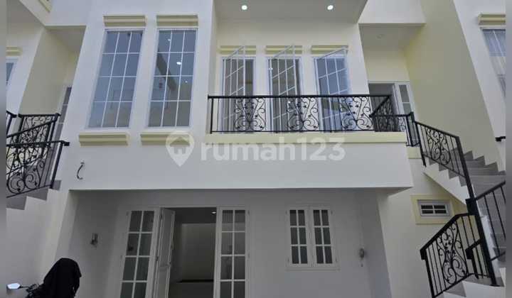 Dijual Rumah Mewah di Kayu Putih Ara, Jakarta Timur