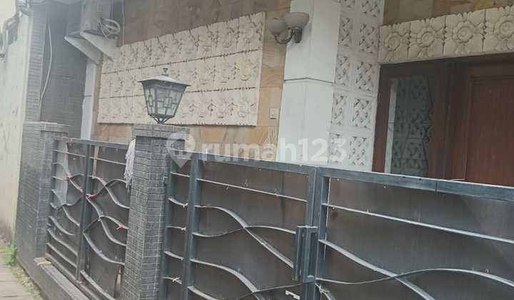 Dijual Cepat Kost-Kostsan di Pondok Indah Jakarta Selatan