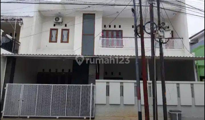 Dijual Rumah Siap Huni Dalam Komplek Taman Malaka Jakarta Timur 1