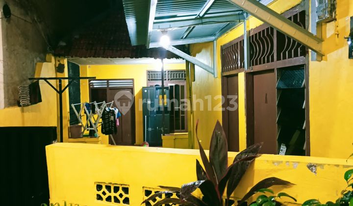 Dijual Kost-Kostsan Siap Huni di Kebayoran Lama Jakarta Selatan Dijual Kost-Kostsan Siap Huni di Kebayoran Lama Jakarta Selatan