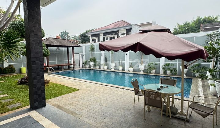 Dijual Rumah Mewah Siap Huni di Jatiwaringin Pondok Gede 2