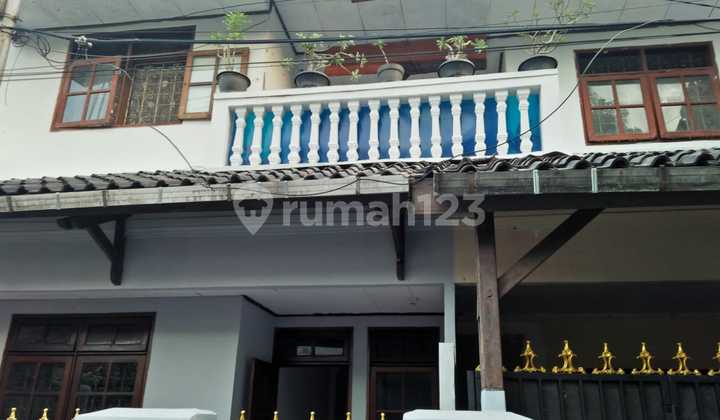 Dijual Cepat Rumah di Tebet Jakarta Selatan,cocok untuk kost2an