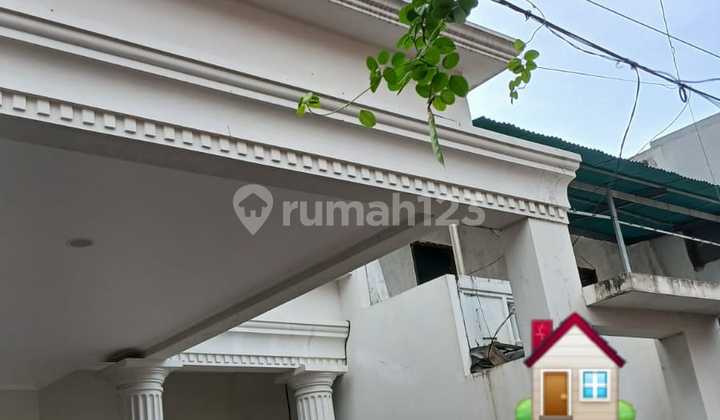 Dijual Rumah Siap Huni di Taman Malaka Jakarta Timur