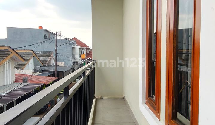Dijual Rumah Secondary Siap Huni di Ciracas Jakarta Timur 2