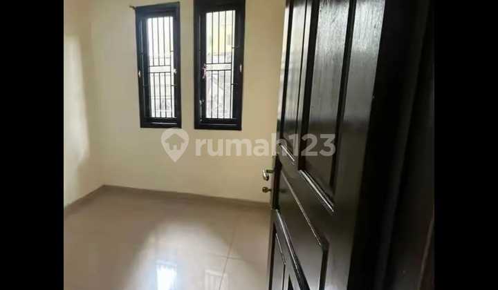 For Sale Ready-to-Occupy House in Cipinang Muara, East Jakarta 2