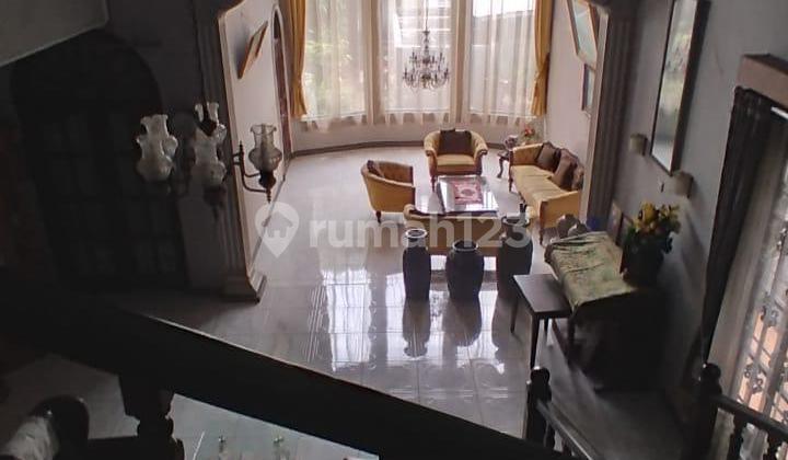 Dijual Rumah Luas di Utan Kayu Selatan Jakarta Timur 2