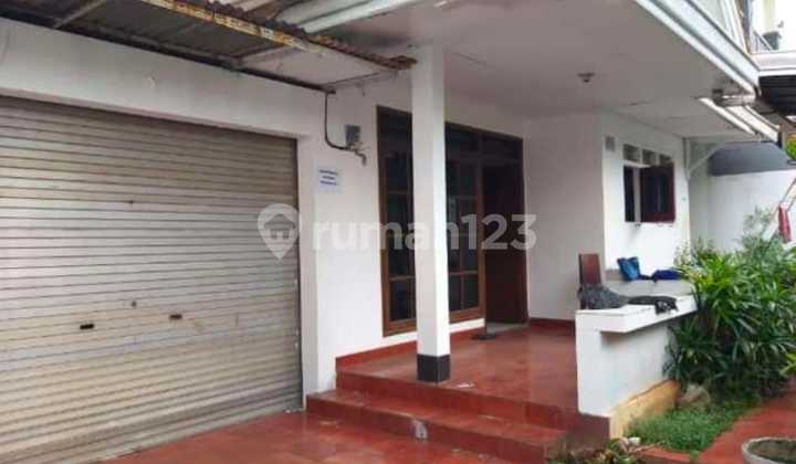 For Quick Sale: House Suitable for Boarding House in Cawang, East Jakarta 2