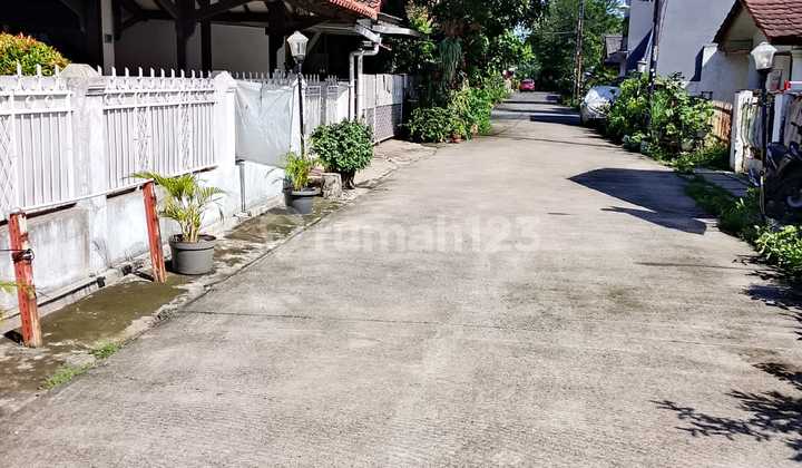Dijual Cepat Rumah Siap Huni dalam Komplek di Jatiwarna Bekasi