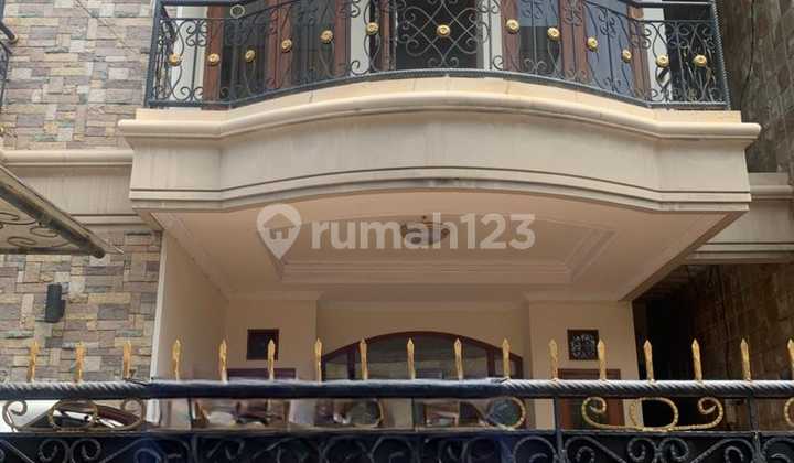 Rumah 3 Lantai 5 KT Akses Jalan 1 Mobil Lokasi Strategis Tebet Jaksel 2